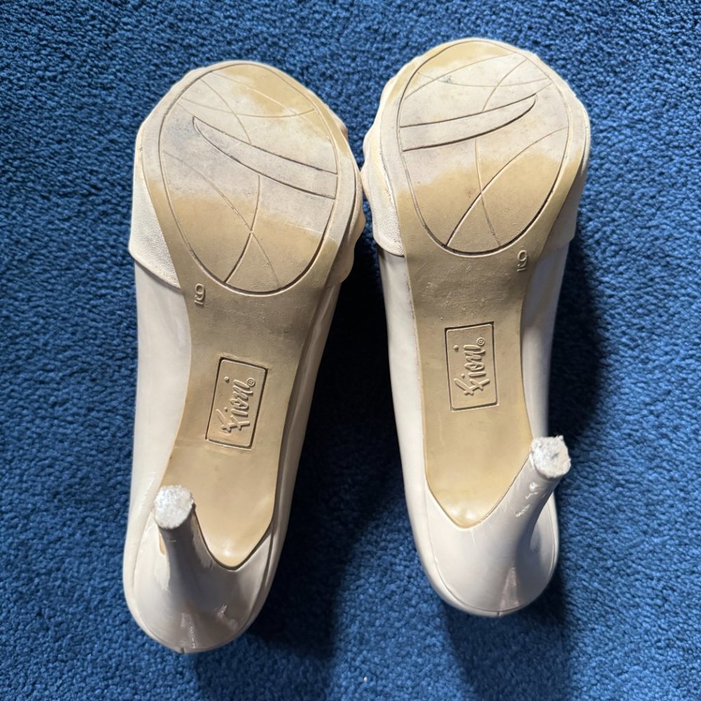 Fioni Kutzie Nude Knot Pumps Sz 9 - Picture 2 of 4